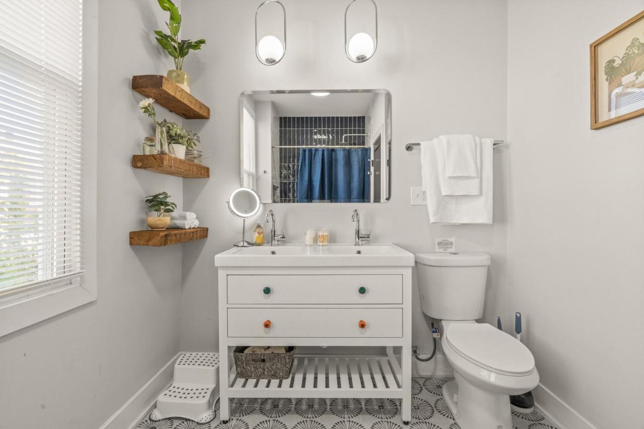 Kid-Friendly Fishtown Family Retreat With Game Room Филаделфия Екстериор снимка